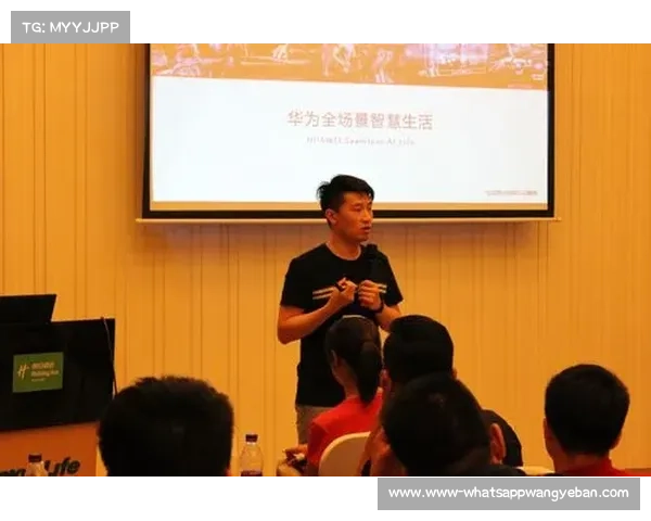 黎巴嫩足球明星走进华为总部 体验科技赋能训练新模式